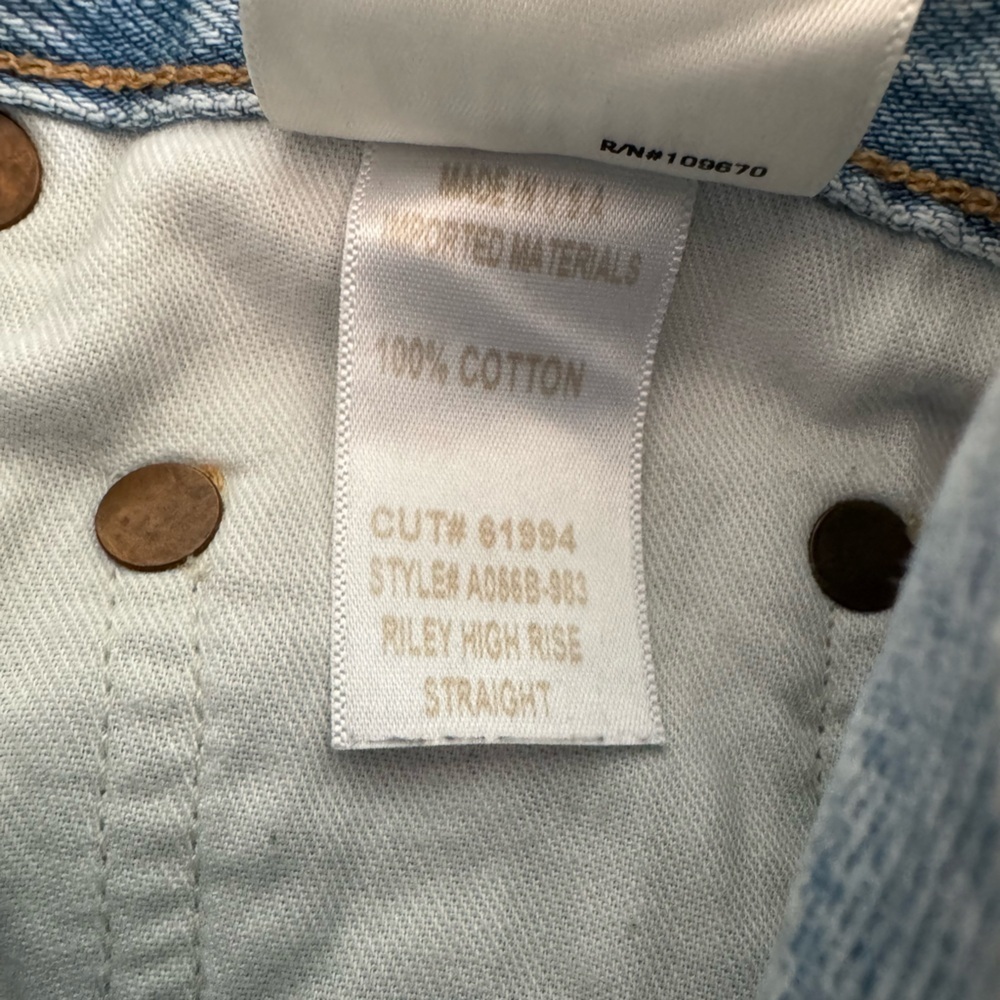 AGOLDE Riley High Rise Straight Crop Jeans Size 24 in Shatter - Picture 11 of 12